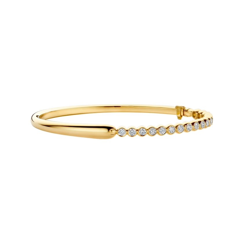 The Unico bangle bracelet, a luxury lab grown diamond & 18k recycled gold bracelet by Kimaï