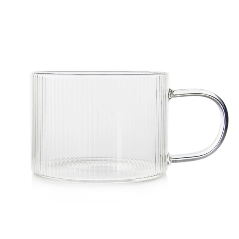 Tasse en verre strie