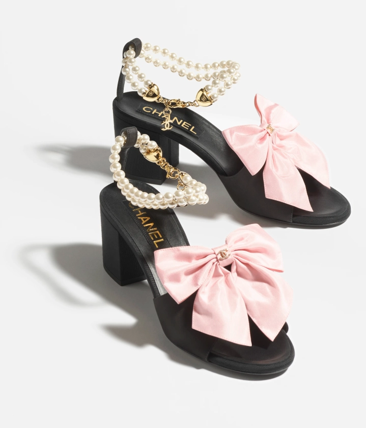 Sandals - Silk & imitation pearls, black & light pink — Fashion | CHANEL