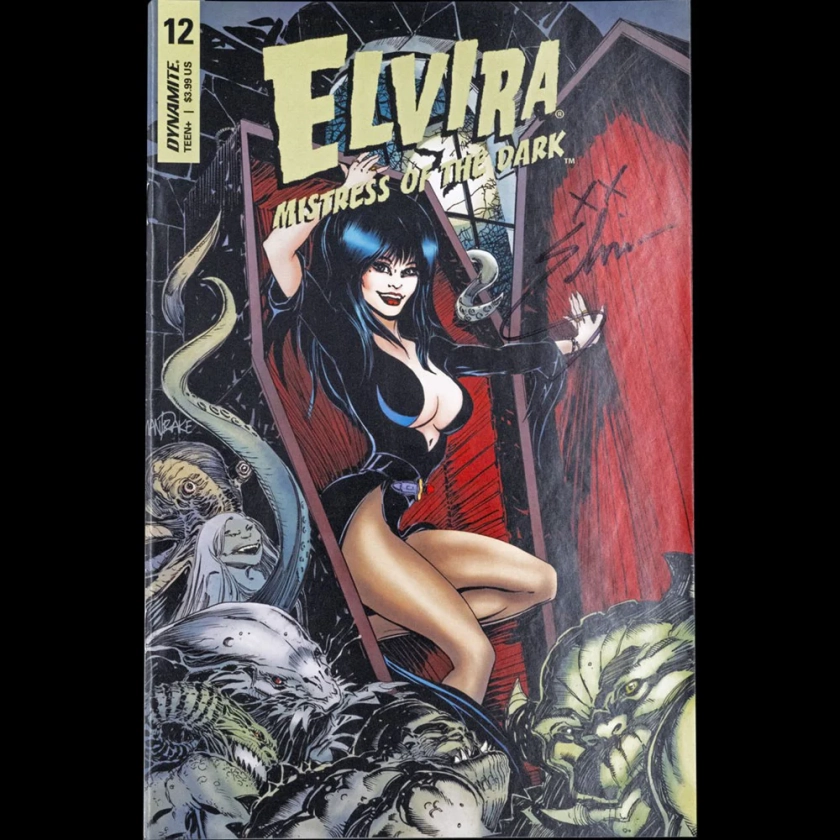 Elvira Autographed Dynamite Mistress Of The Dark Comic 12