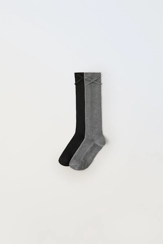 LOT DE DEUX PAIRES DE CHAUSSETTES HAUTES AVEC NŒUD