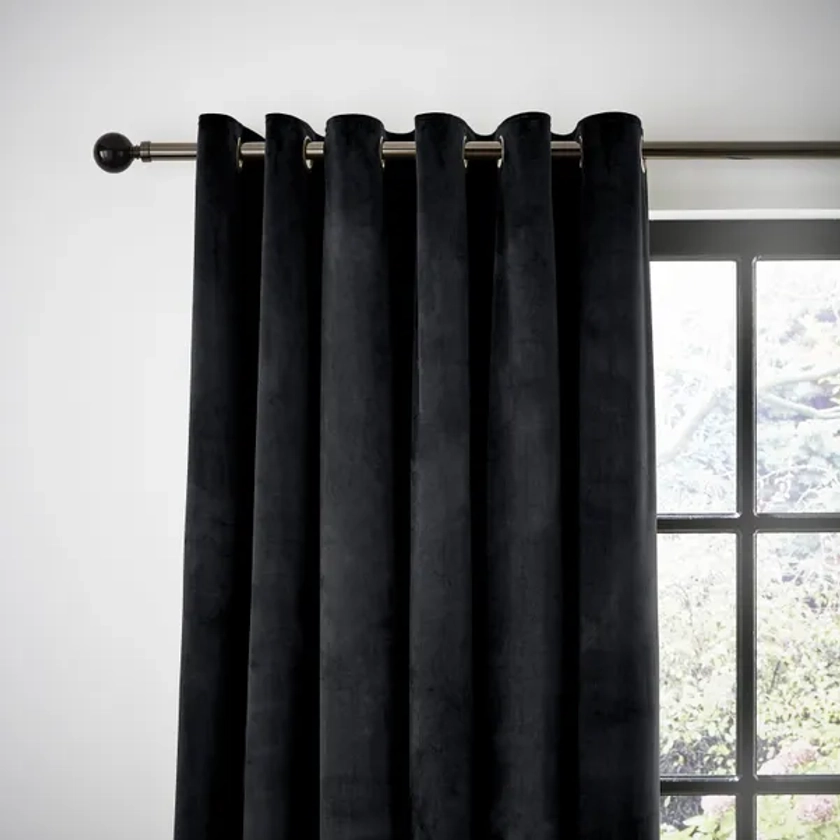 Recycled Velour Eyelet Curtains