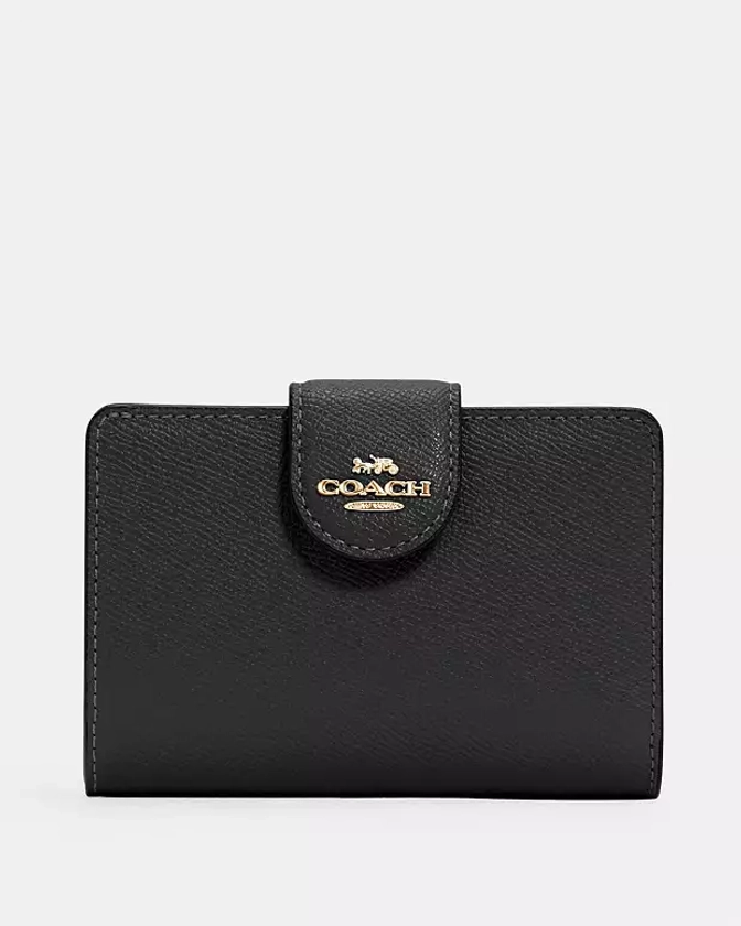 COACH® GB | Medium Corner Zip Wallet