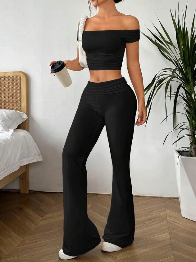 SHEIN EZwear Women Summer Solid Color Off Shoulder Short Sleeve Wrinkled Cropped Slim Fit Top And Bell-Bottom Pants Casual Two-Piece Set