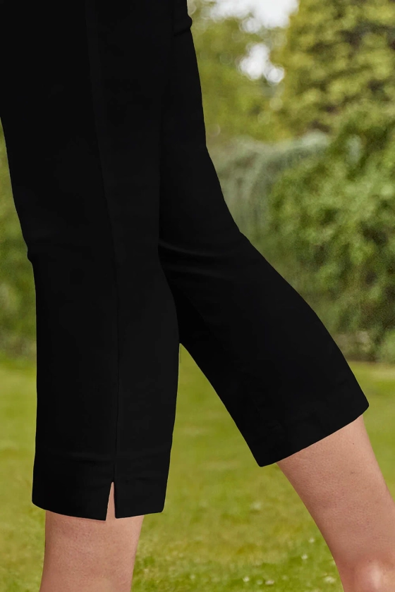 Cropped Stretch Trouser in Black - Roman Originals UK