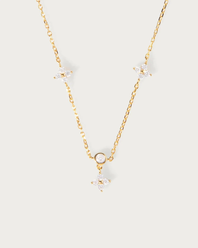 Lucky Clover Necklace in Gold | En Route Jewelry | En Route Jewelry