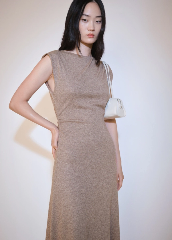 Midi-dress with structured shoulders - Women | MANGO United Kingdom