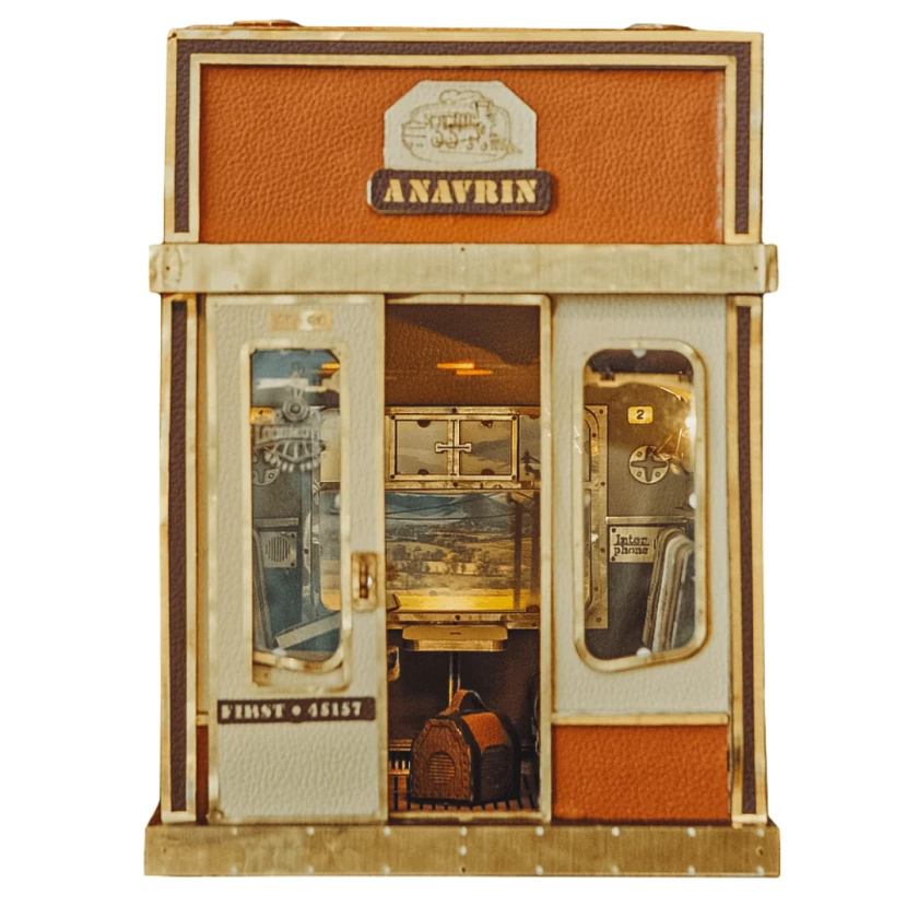 1940s Train Cabin Book Nook | Anavrin (Motion Scene)