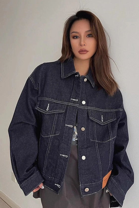 Women's Buttoned Front Outwear Fashion Button Down Denim Jacket