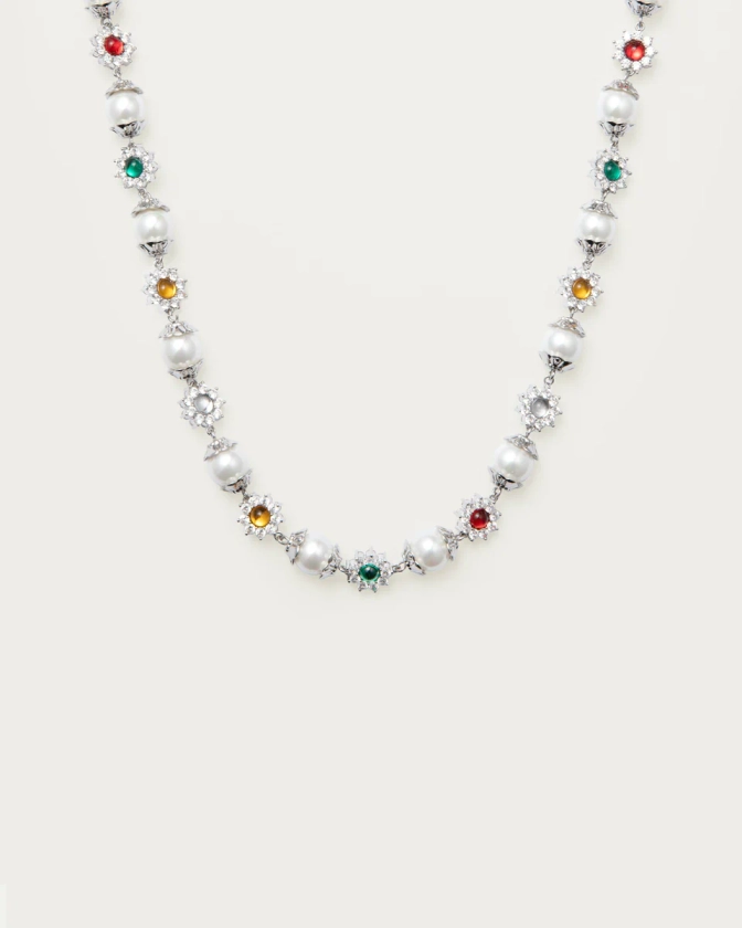 Daisy Pearl Necklace in Silver | En Route Jewelry | En Route Jewelry