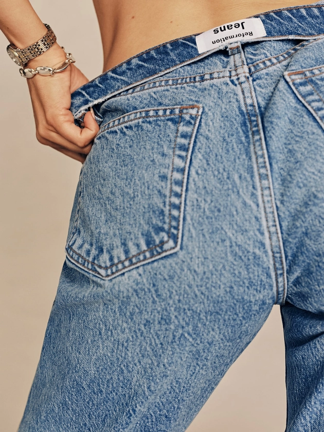 Val 90s Mid Rise Straight Jeans