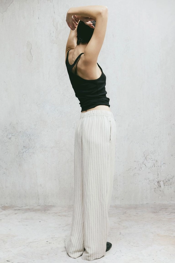 Pantalon en lin mélangé avec taille élastique - Beige clair/rayures tennis - FEMME | H&M FR