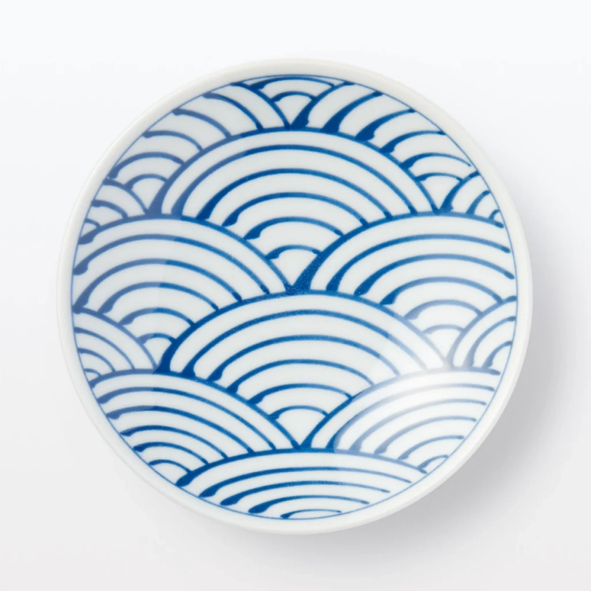 Hasami Ware Small Plate - Large Wave Pattern