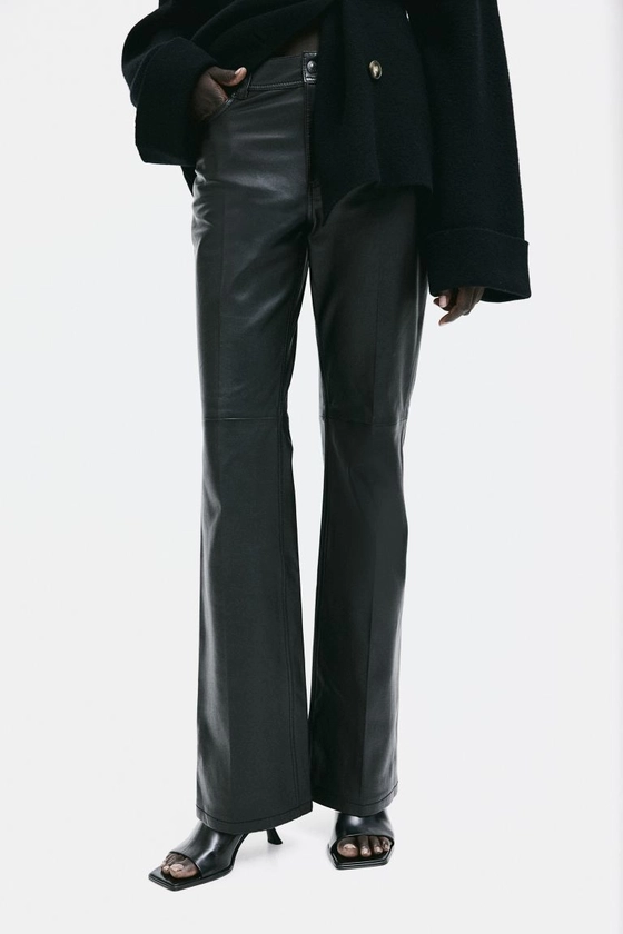 Pantalon en cuir - Taille régulière - Longue - Noir - FEMME | H&M FR