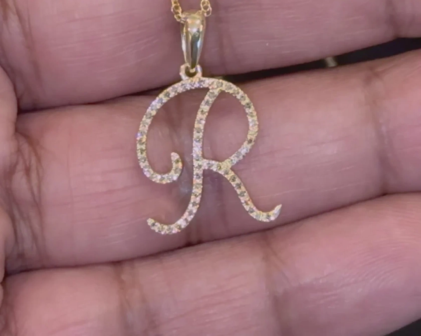 10K YELLOW GOLD .20 CARAT NATURAL DIAMOND 1 INCH LETTER R INITIAL PENDANT NECKLACE WITH GOLD CHAIN