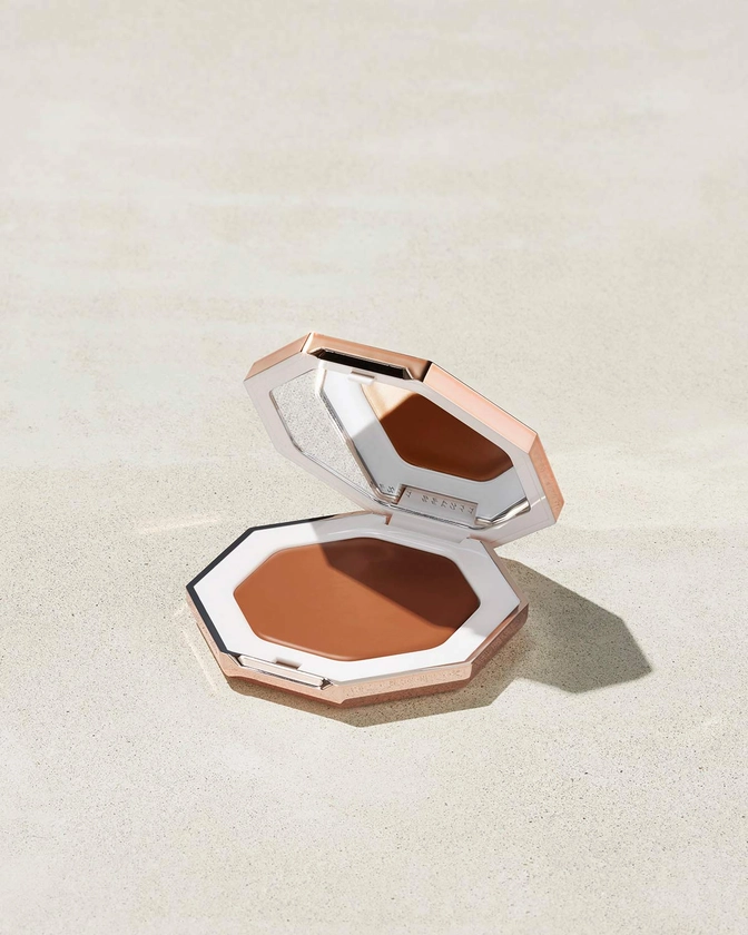 Cheeks Out Freestyle Cream Bronzer — Hunnie Glaze