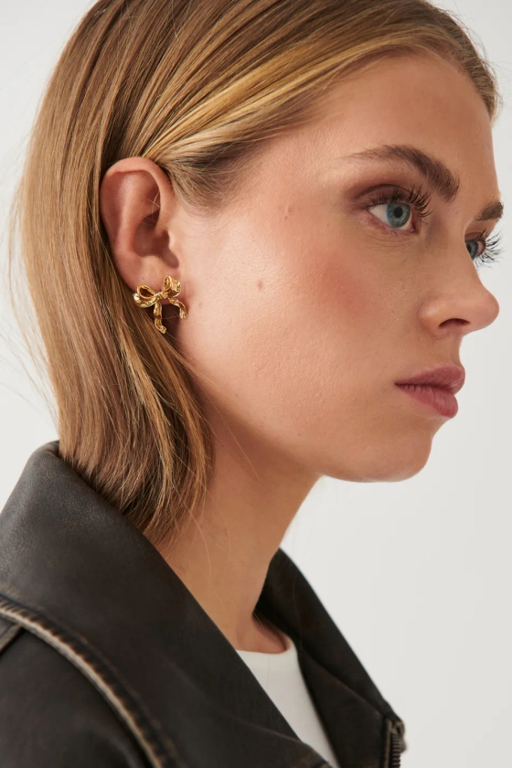 Bow earrings