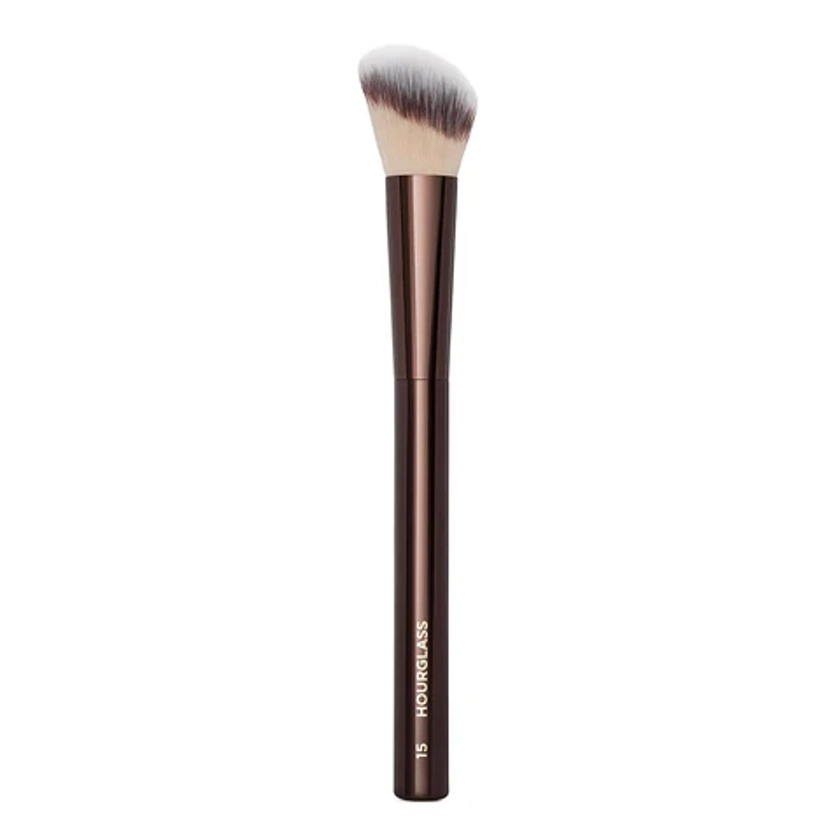 No. 15 Blush Brush