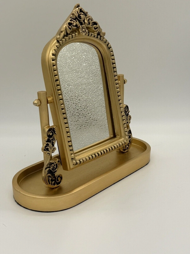 Tabletop Gold Mirror With Small Jewelry Tray Area