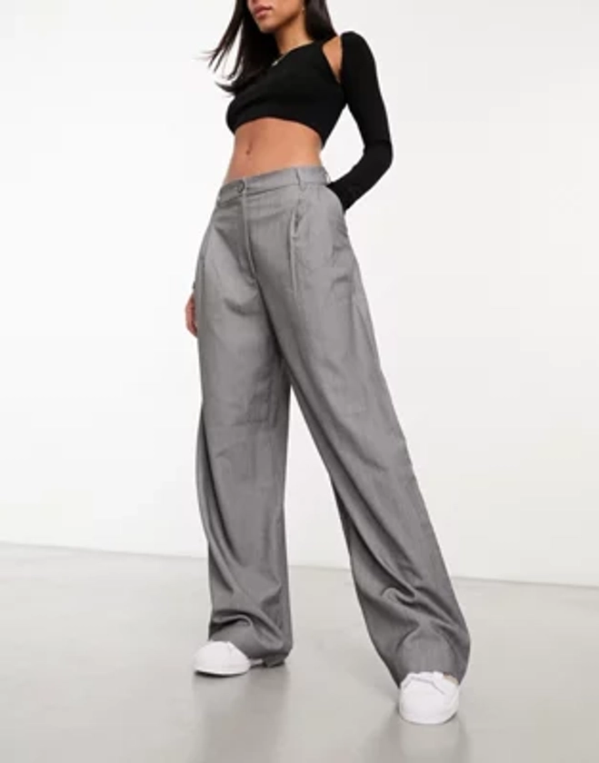 Monki - Pantalon large ajusté à taille haute - Gris