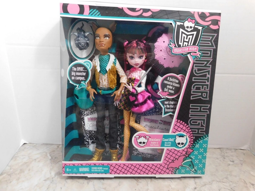 Monster High Draculaura and Clawd Wolf First Wave Giftset - RARE