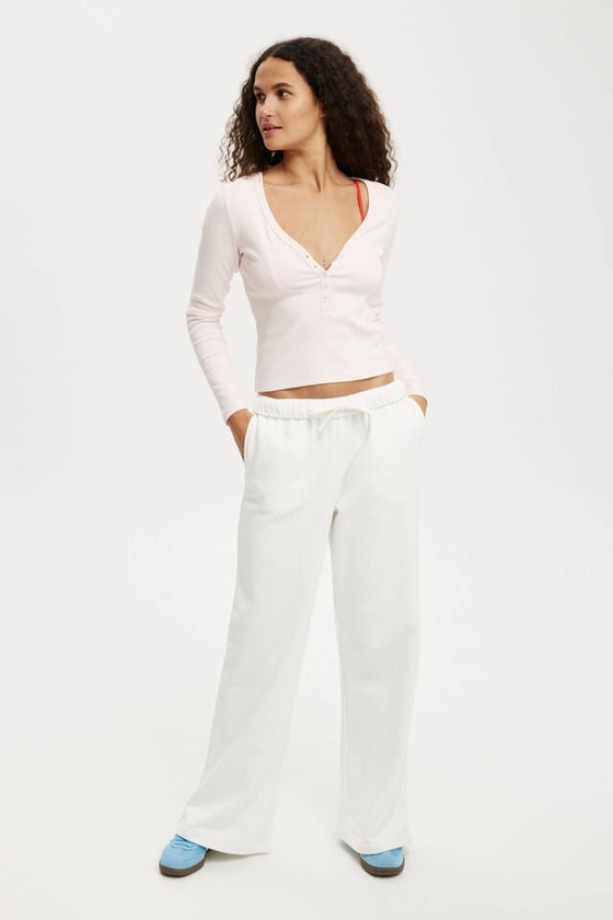 Classic Fleece Wide Leg Sweatpant