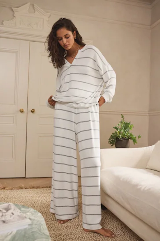 White Stripe Supersoft Long Sleeve Pyjamas