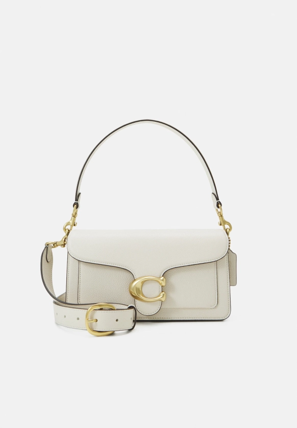 Coach PEBBLE TABBY SHOULDER BAG REFRESH - Handbag - b4/chalk/off-white - Zalando