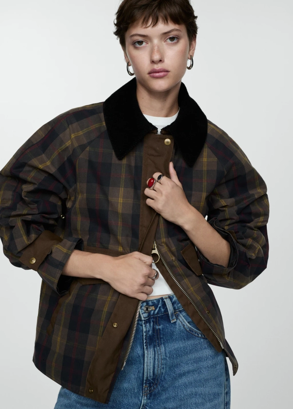 Check parka with contrasting collar - Woman | MANGO USA