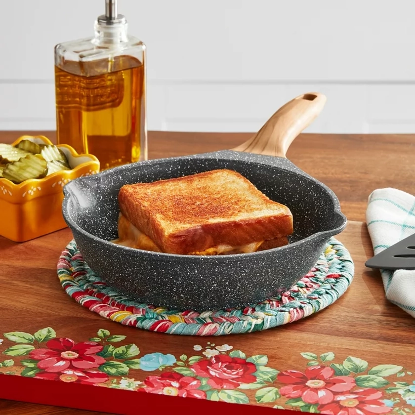 The Pioneer Woman Prairie Signature Cast Aluminum 8-Inch Fry Pan, Charcoal Speckle