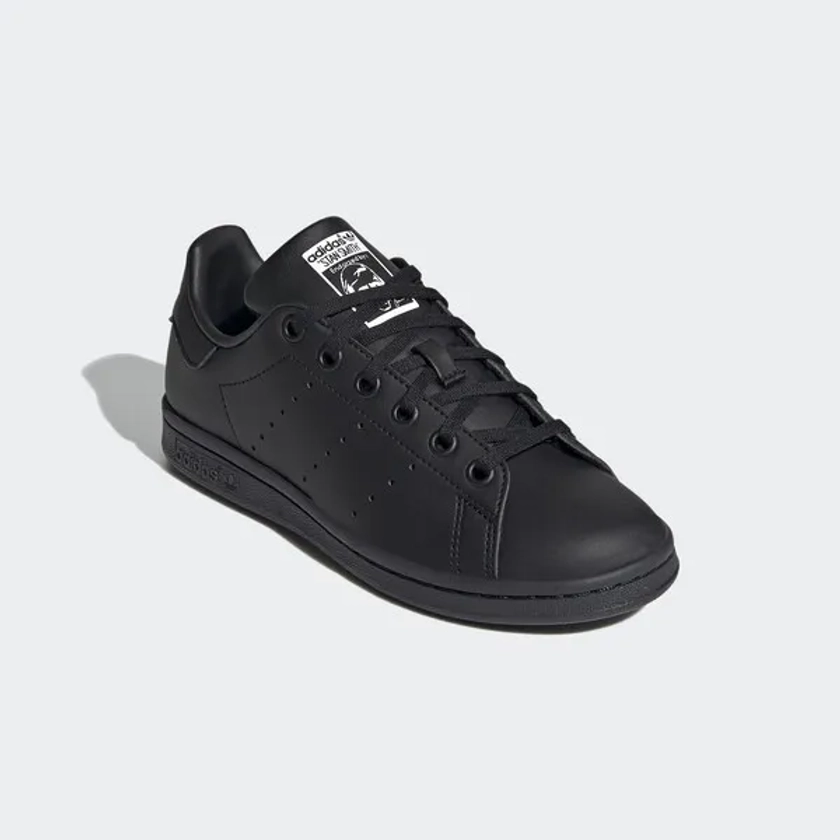 STAN SMITH