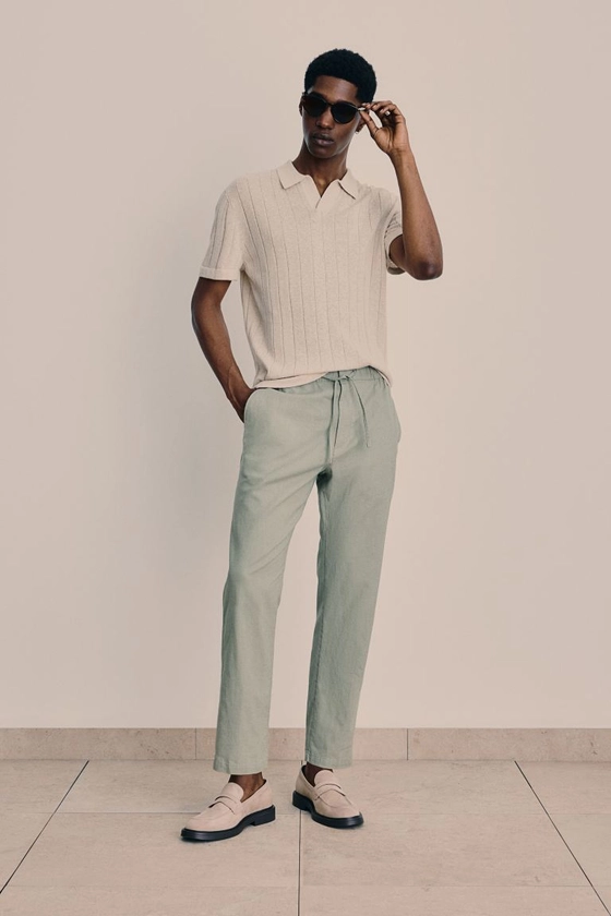 Pantalon Regular Fit en lin mélangé - Taille régulière - Longue - Vert sauge - HOMME | H&M FR