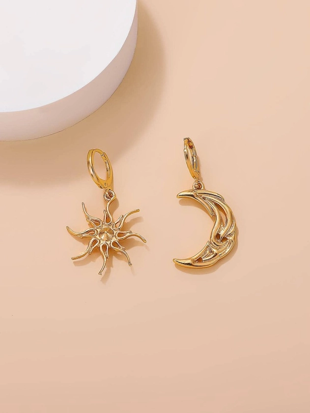 1pair Vintage Asymmetric Abstract The Sun, Moon, Star And Face-shaped Dangle Earrings For Party And Gathering