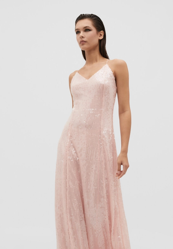 Robe longue à bretelles fines et sequins - Soirée femme | Stradivarius France