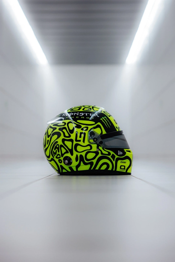 1:2 SCALE 2024 SEASON MINI HELMET