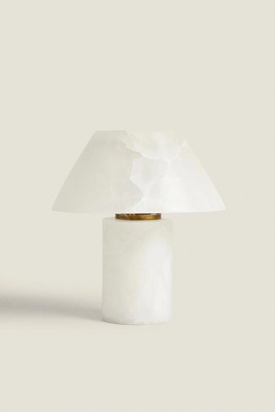 ALABASTER TABLE LAMP