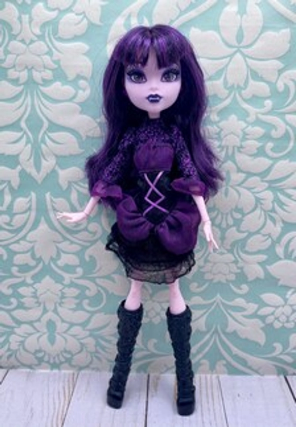 Monster High Dolls for Collectors, OOAK Repaints, Playing - Elissabat Frights Camera Action