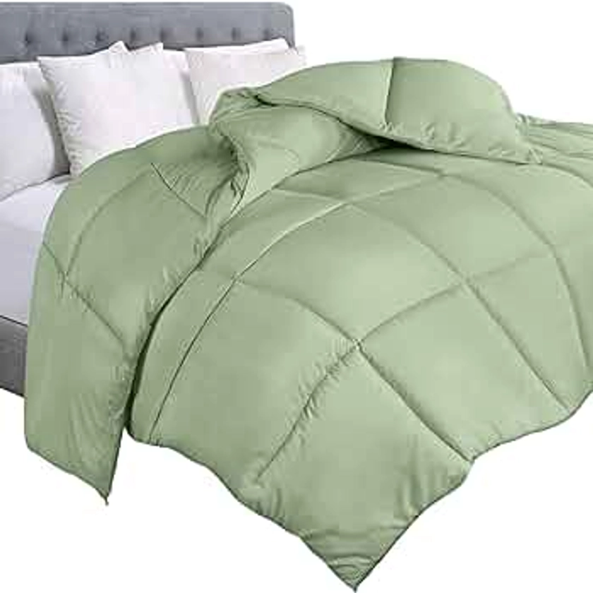 Utopia Bedding Comforter Duvet Insert - Quilted Comforter with Corner Tabs - Box Stitched Down Alternative Comforter (Twin, Sage Green)