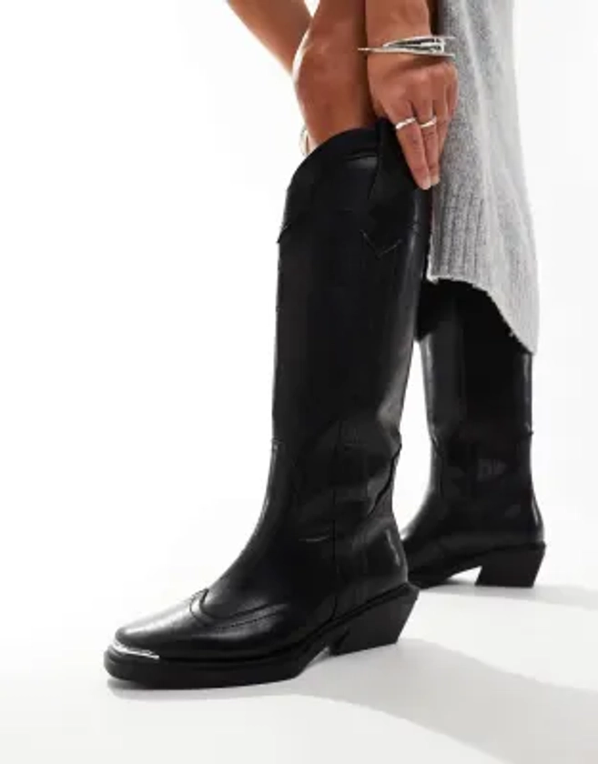 ASOS DESIGN Wide Fit - Celeste - Bottes montantes plates style western - Noir | ASOS