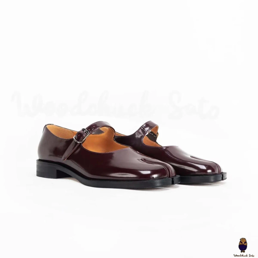 Women's men's burgundy smooth-box leather tabi shoes flats sandal pump