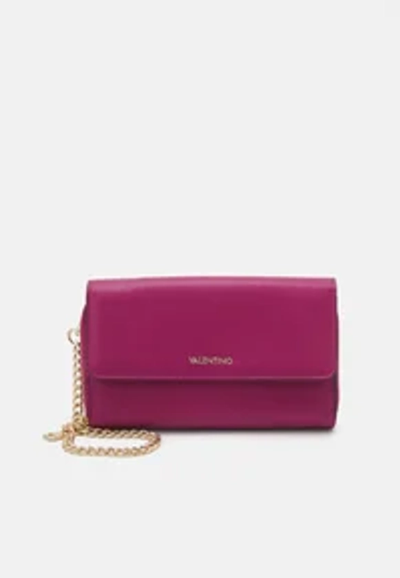 Valentino Bags KALUA - Pochette - malva/lilas - ZALANDO.FR