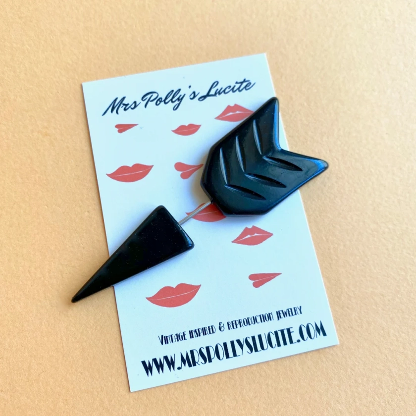Black Poison Arrow Stick Pin Brooch,resin, Retro Vintage Bakelite 1940s 1950s Inspired by Mrs Polly's Lucite - Etsy