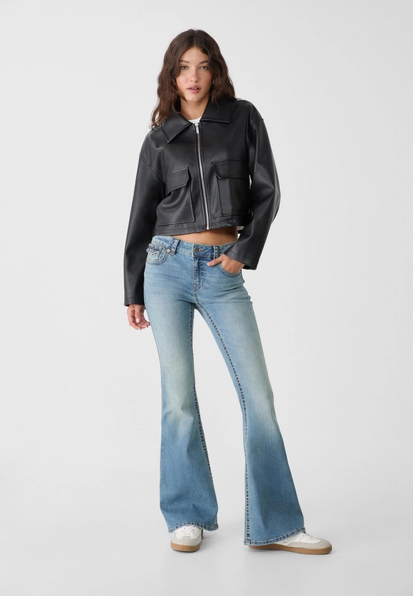 D04 Jean flare taille basse - Mode femme | Stradivarius France