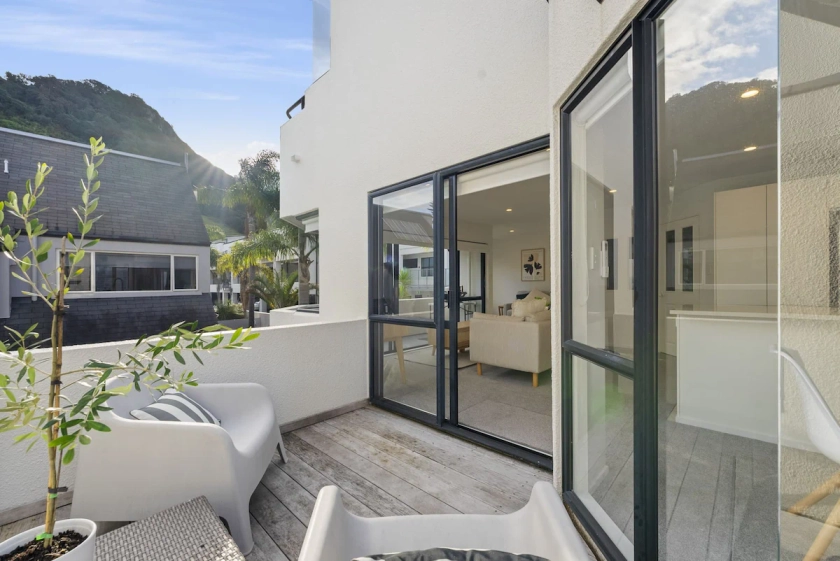 Townhouse in Mount Maunganui · ★New · 3 bedrooms · 4 beds · 2 baths