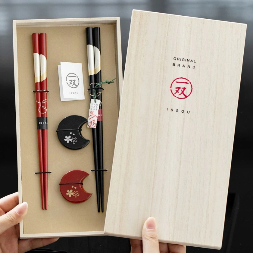 ISSOU Moon and Blossom Japanese Handcrafted Wooden Chopsticks Wedding Gift Set