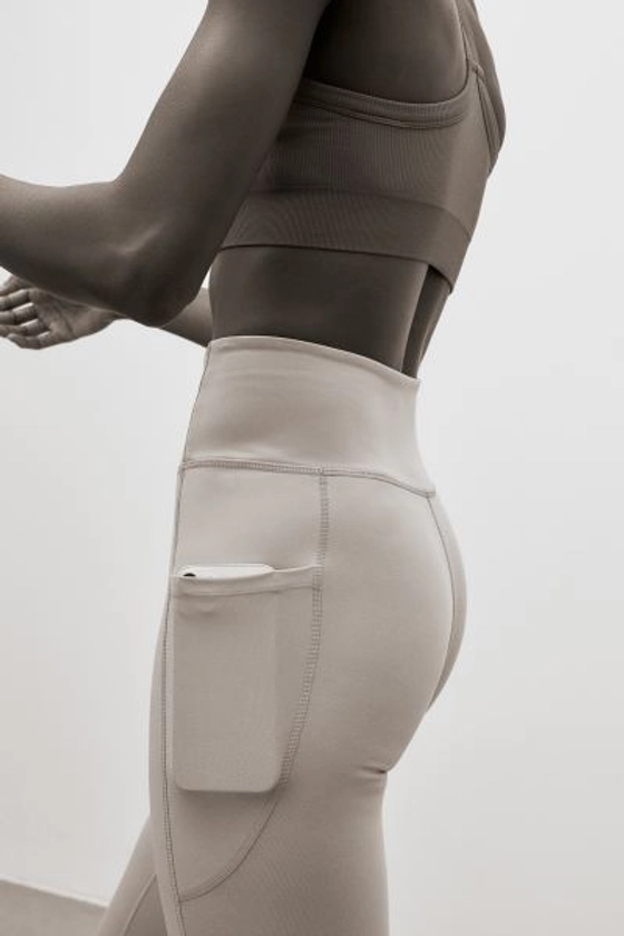 DryMove™ Pocket-detail Sports Leggings