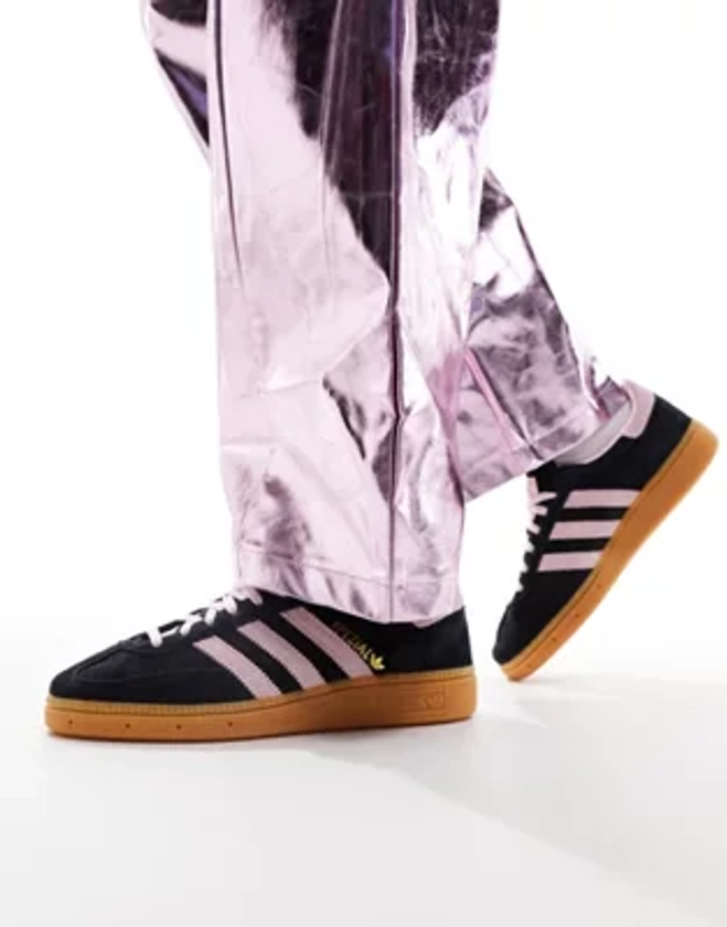 adidas Originals - Handball Spezial - Baskets - Noir et rose | ASOS