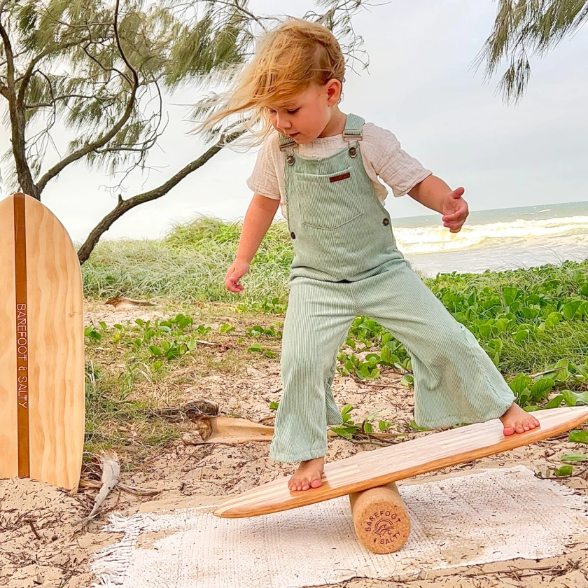 Surf balance board