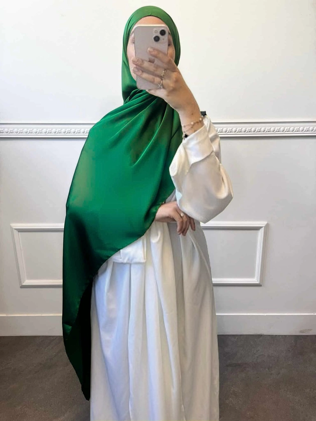 Hijab en Satin Vert Forêt-27