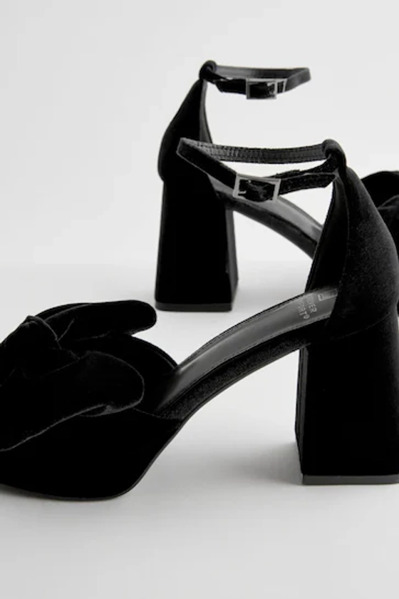 Black Forever Comfort® Platform Flare Bow Sandals